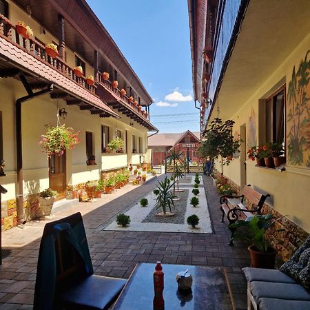 Casa Luca Ξενοδοχείο Sîmbăta de Sus Εξωτερικό φωτογραφία