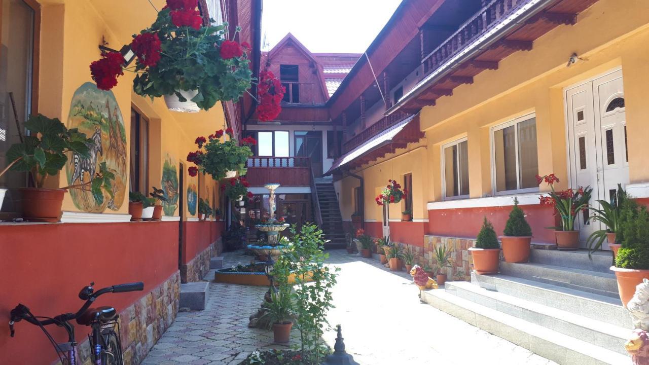 Casa Luca Ξενοδοχείο Sîmbăta de Sus Εξωτερικό φωτογραφία
